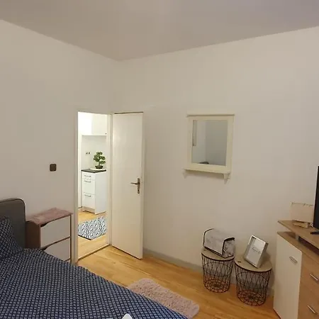 Mely Appartement Krk Town