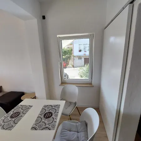 Mely Apartman Krk Town